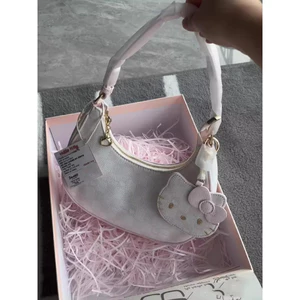 2024 mới Hello Kitty màu hồng checkerboard ngọt ngào và dễ thương Túi xách