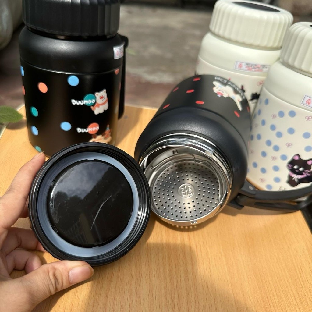 Bình giữ nhiệt thép 316 cấp cao họa tiết mèo xinh dung tích 800ml Nắp vặn chắc chắn có dây cầm tay