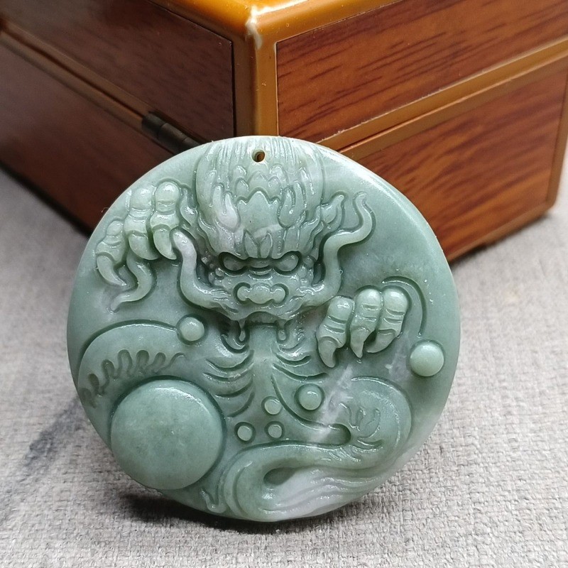 Đá quý lục bảo Lantian Jade mặt dây chuyền đầu rồng phong cách cổ điển cho nam