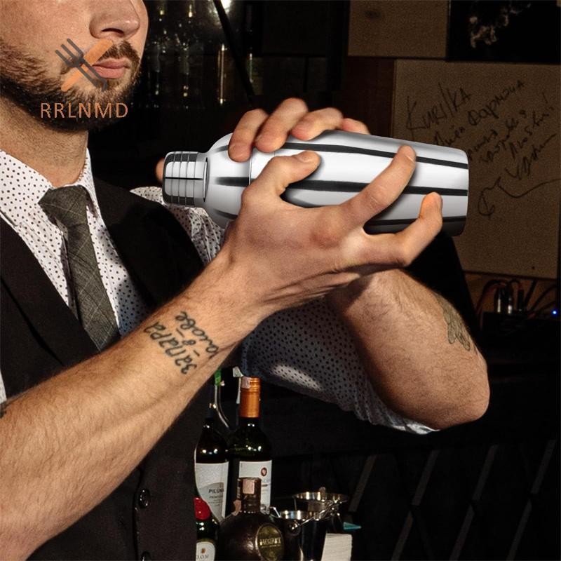 Rrlnmd 24 Oz 750ml Cocktail Bar Bộ bình lắc đồ uống Mari có bộ lọc, Bộ pha chế đồ uống bằng thép không gỉ Máy trộn đồ uống Cocktail với Jigger, Thìa trộn, Phụ kiện thanh dành cho người mới bắt đầu NE