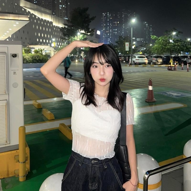 Áo nữ kiểu ren thun hoa nổi tay ngắn rút dây lưng ôm dáng cá tính top