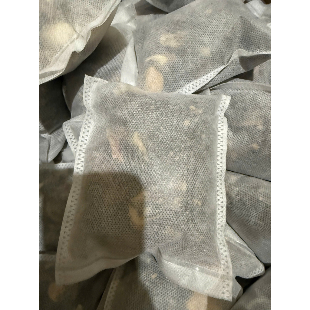 COMBO 20 GÓI OM GÀ ĐỎ THẢO DƯỢC, PHỤC HỒI GÀ SAU ĐÁ, CỨNG GÂN CỐT, TẮM GÀ, NGÂM CHÂN GÀ, KHỎE XƯƠNG