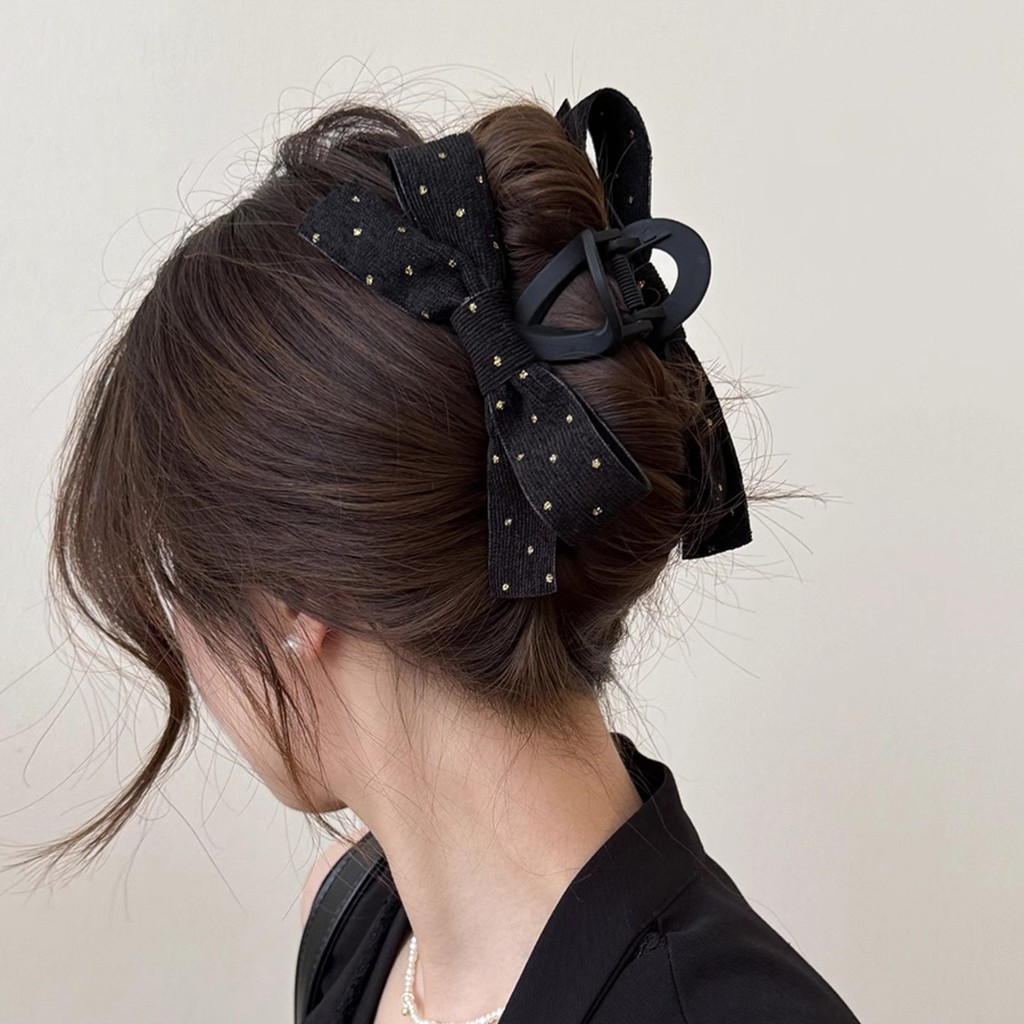 Kẹp nơ cá mập nữ