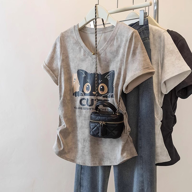 MR [Áo thun Oversize] (40-120kg) Áo thun nữ có dây buộc hoạt hình ngắn tay cỡ lớn Áo thun cổ chữ V thời trang