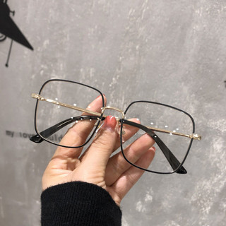 Kính cận thị nữ giá rẻ và đẹp