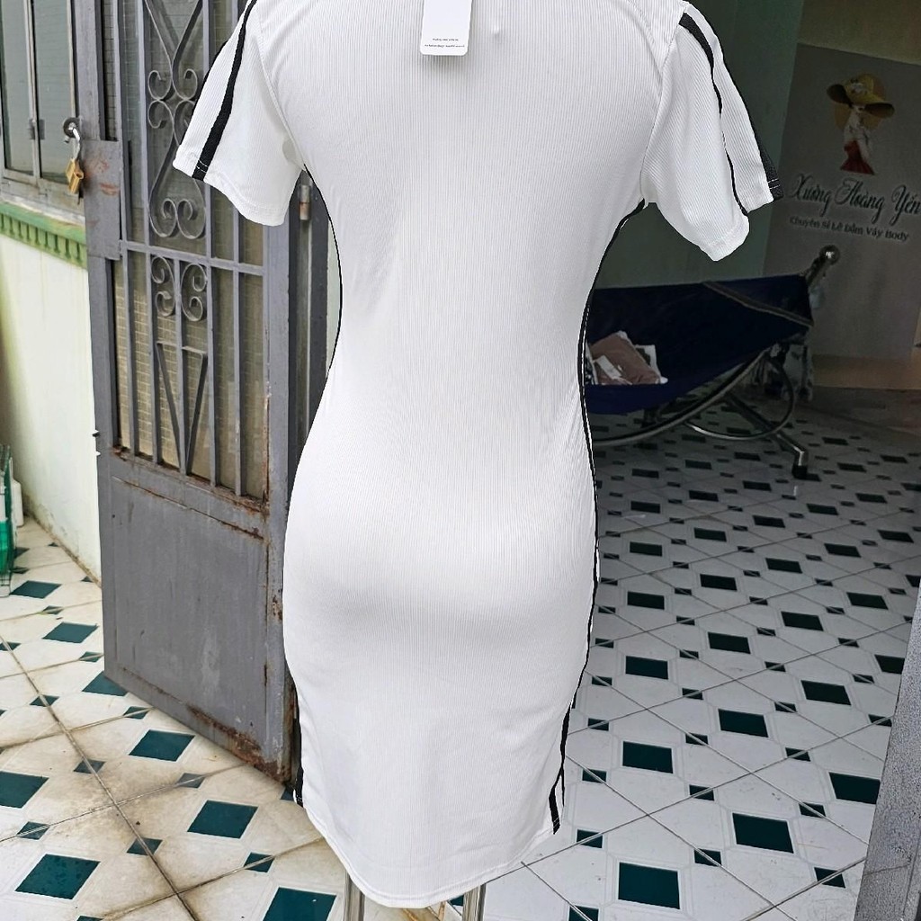 Đầm body thể thao ôm dáng, viền sọc tạo điểm nhấn trẻ trung váy mặc Nữ Women Dress