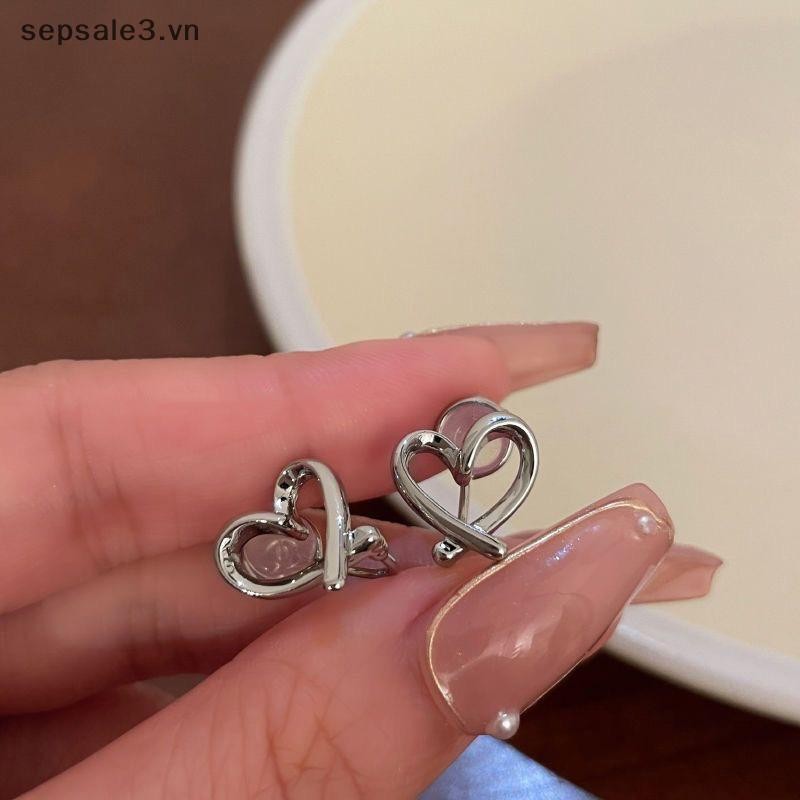 # sepsale # Bông tai kẹp hình trái tim ngọt ngào đơn giản mới dành cho nữ Trang sức bông tai đục lỗ tròn hình trái tim thời trang.