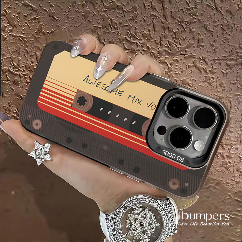ibumpers Ốp Điện Thoại iPhone Hoài Cổ Mát Băng Cassette Họa Tiết Cho IPhone 16 15 14 12 13 11 Pro Max Ốp Lưng IMD Cứng Và Nhẵn