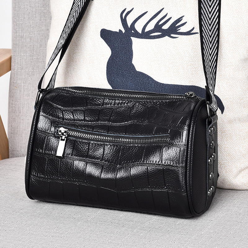 New Women's Genuine Leather Pillow Bag Crossbody Bag Autumn Winter Versatile Fashion Crocodile Pattern Large Capacity Shoulder Bag Trendy