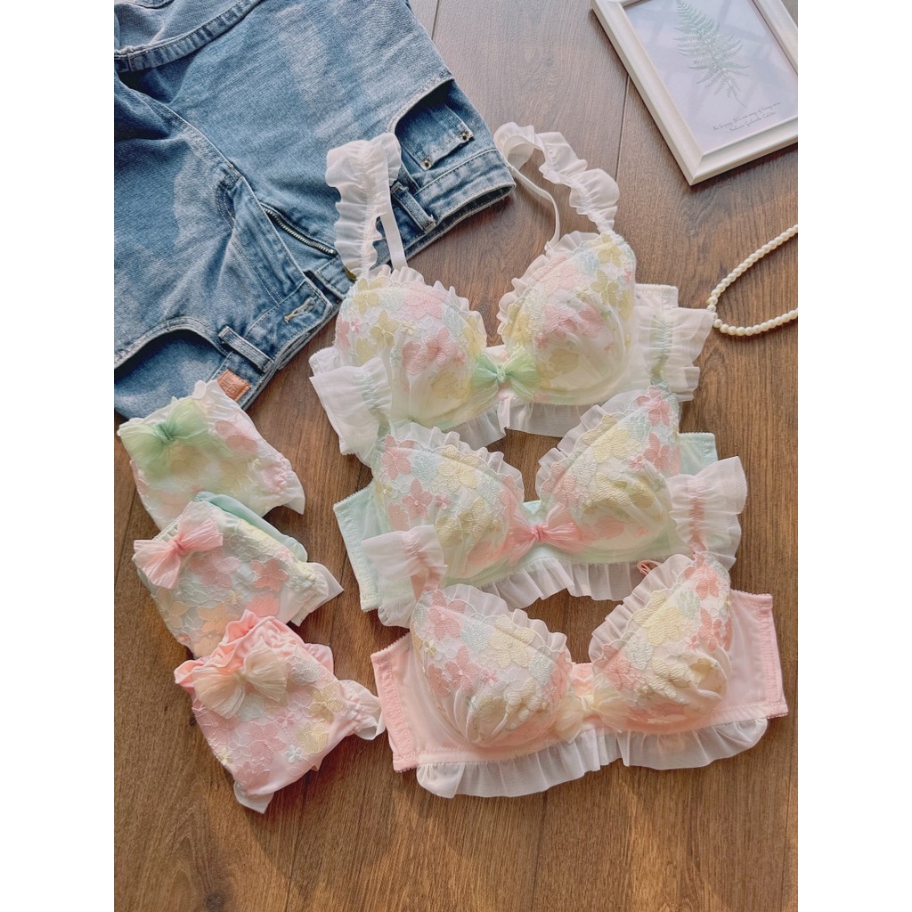 Bộ áo ngực cốc mỏng thêu cô gái ngọt ngào Nhật Bản Bộ đồ lót cốc lớn cỡ lớn