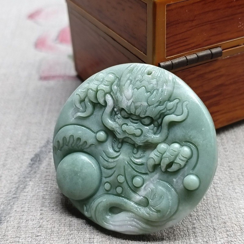 Đá quý lục bảo Lantian Jade mặt dây chuyền đầu rồng phong cách cổ điển cho nam