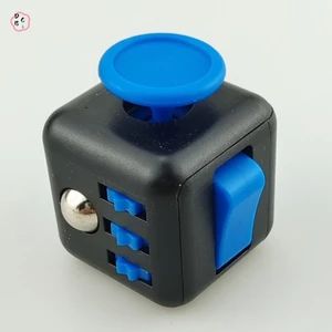 Cube Giải nén Xúc xắc Đồ chơi Giảm căng thẳng Fidget Thân thiện với môi trường Cube Click Spin Toy