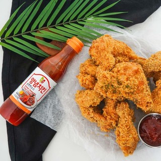 Sốt gà chiên Hàn Quốc Chungwoo (vị cay, vị ngọt) chai lớn 2.1kg dành cho nhà hàng, quán ăn