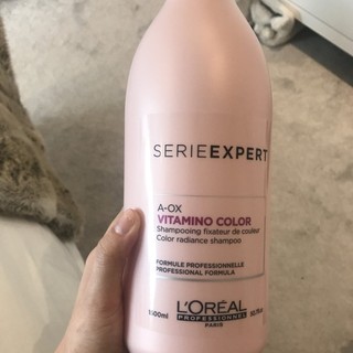Dầu gội dành cho tóc màu nhuộm A-OX Vitamino Color Serieexpert L'oréal Shampoo 1500ml ( New 2026 ) [ TN ]