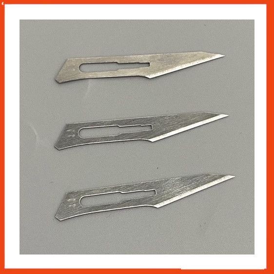 Lưỡi dao JUNBEI dùng để cắt, cạo, tách keo và hỗ trợ mở máy sửa điện thoại. 500 lưỡi