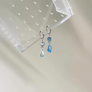 Thiết kế thời trang mới, bông tai nữ hình giọt nước màu xanh có tua rua