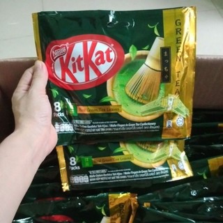 Bánh xốp Socola Kitkat vị Trà Xanh 8 thanh 17g (136g)