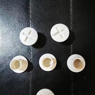 Trẻ Em Trượt Trẻ Em Bàn Ghế Phụ Kiện Nắp Vít Trẻ Em Hộ Gia Đình Xoay Nhựa Đai Ốc Phần Nhỏ LCE5
