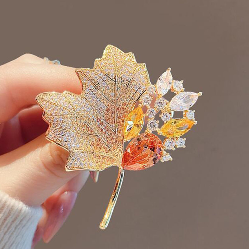 Mới Corsage lá phong thời trang, tinh tế, sang trọng