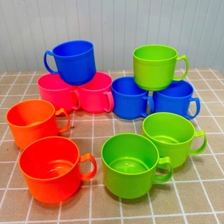 5 Cốc ( Ly ) Tách uống nước có quai cho bé được làm từ chất liệu nhựa an toàn - nhiều màu - Trường An VN