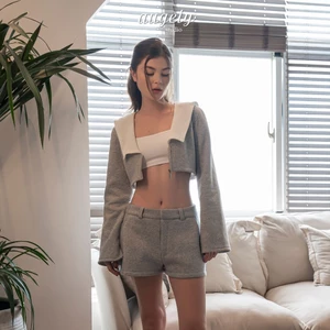 Set Áo Tay Dài Nỉ Form Croptop Và Quần Shorts Nỉ Augety Studio, NICO SWEAT Set