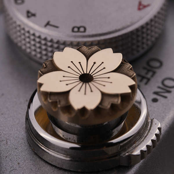 · Lán n ng g n 🏻 y · Nút Shutter FUJI FUJI Lycra SLR Micro Single Camera Shutter Nút Nắp Nút Kim Loại Đồng Thau Nút Shutter