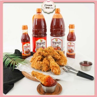 Sốt gà chiên Hàn Quốc Chungwoo (vị cay, vị ngọt) chai lớn 2.1kg dành cho nhà hàng, quán ăn