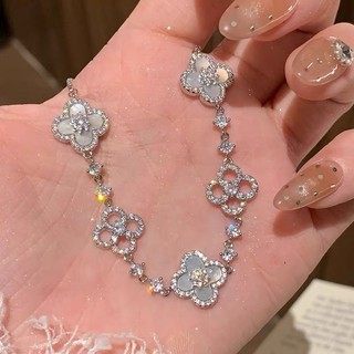 Vòng tay nữ cỏ 4 lá Vỏ Tự Nhiên Kẻ Sọc Zircon Vòng Tay Hồng Đỏ May Mắn Bốn Lá Cỏ Ba Lá Vàng Tinh Tế Ánh Sáng Sang Trọng Có Thể Điều Chỉnh Vòng Tay