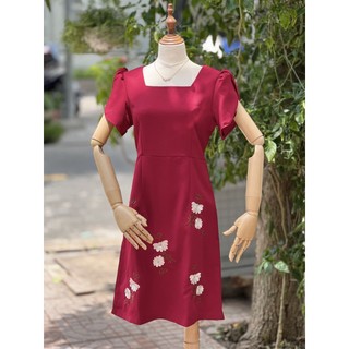 (SALE LỖ NGHĨ BÁN)  Đầm Trung Niên Cao Cấp BIGSIZE thiết kế trẻ trung sang trọng chất liệu vải thoáng mát thêu hoa