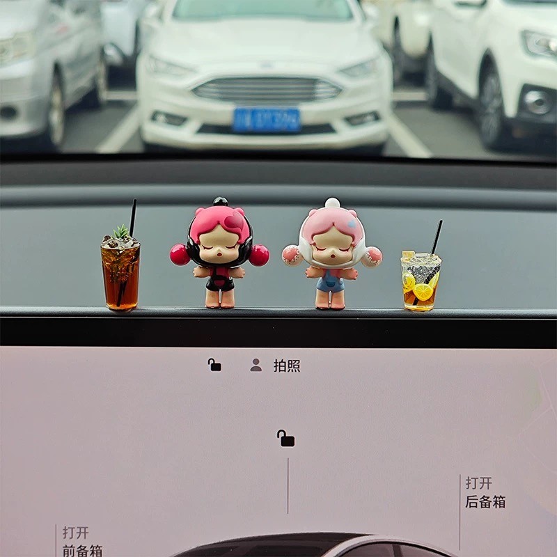 Nội Thất Tesla Trang Trí Màn Hình Pop mart Popbean Đồ Trang Trí Xe Trung Tâm Điều Khiển Đồ Trang Trí Dễ Thương Xe sp Búp Bê