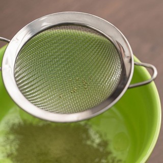 Bộ dụng cụ 2/5 món pha matcha gồm Bát đánh matcha,Bộ Dụng Cụ Pha Chế Matcha Cao Cấp,Chổi tre