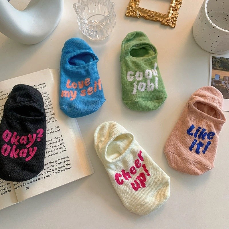 Hàn Quốc Ins Hợp Thời Trang Cotton Hoạt Hình Nhiều Màu Sắc Chống Trơn Trượt Nữ Cổ Thấp Thuyền Tất