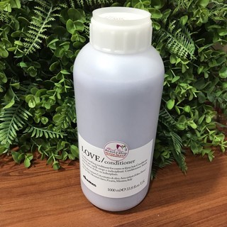 Dầu xả làm suôn mượt tóc Davines Love Smoothing Conditioner 1000ml [ TN ]