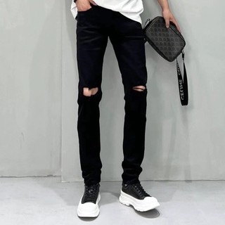 Quần jean nam đen trơn rách gối AMILY chất liệu Denim, độ dày co giãn tốt có BIGSIZE