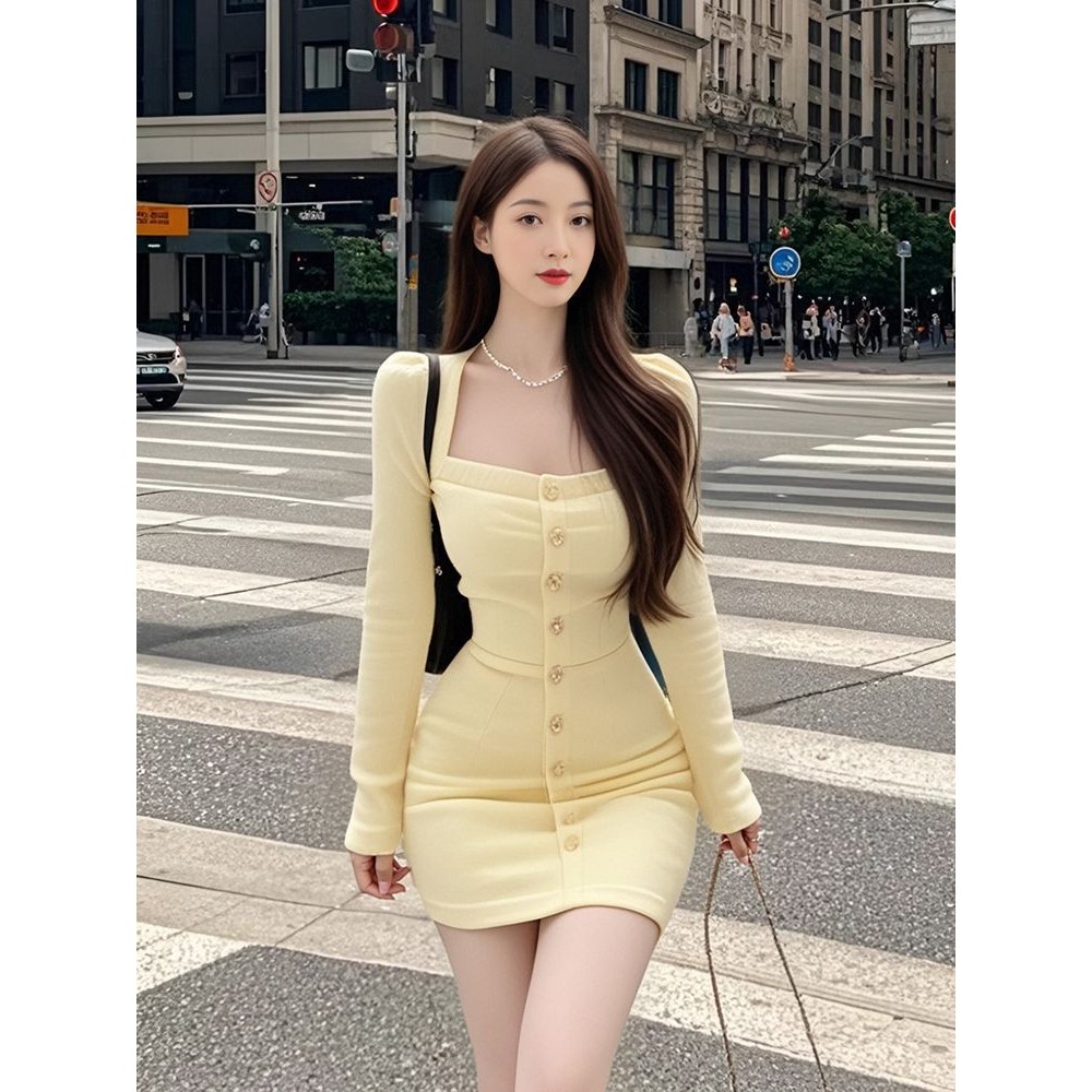 A.t.a Đầm dài tay một tay cổ vuông khí chất