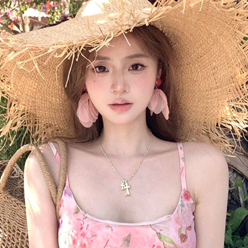 Bông tai nữ hoa hồng Bông tai hoa hồng phù hợp thời trang