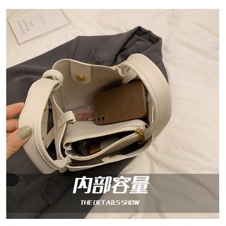 2026 cao cấp phong cách phương Tây phổ biến vải thiều xô nước nhẹ sang trọng đơn giản túi đeo vai