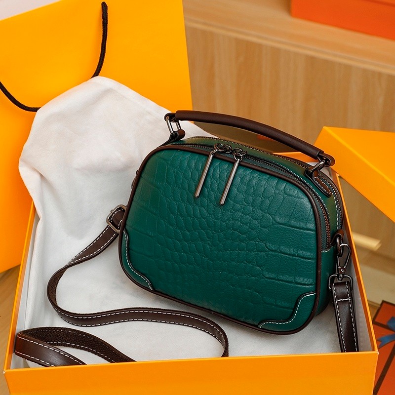 New Women's Genuine Leather Crossbody Bag, Wide Shoulder Strap, Single Shoulder Mom Bag, Fashionable First Layer Cowhide, Large Capacity Handbag, Small Square Bag