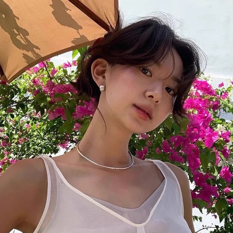 Thời Trang Hàn Quốc Kim Loại Vỏ Hoa Văn Vòng Trơn Bông Tai Khóa Nữ Bạc Ins Tính Khí Sinh Viên Quà Tặng Sinh Nhật