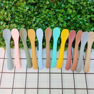 Thìa silicone cán đặc, muỗng ăn dặm cho bé 5m+ đúc nguyên khối KidMart chất liệu an toàn