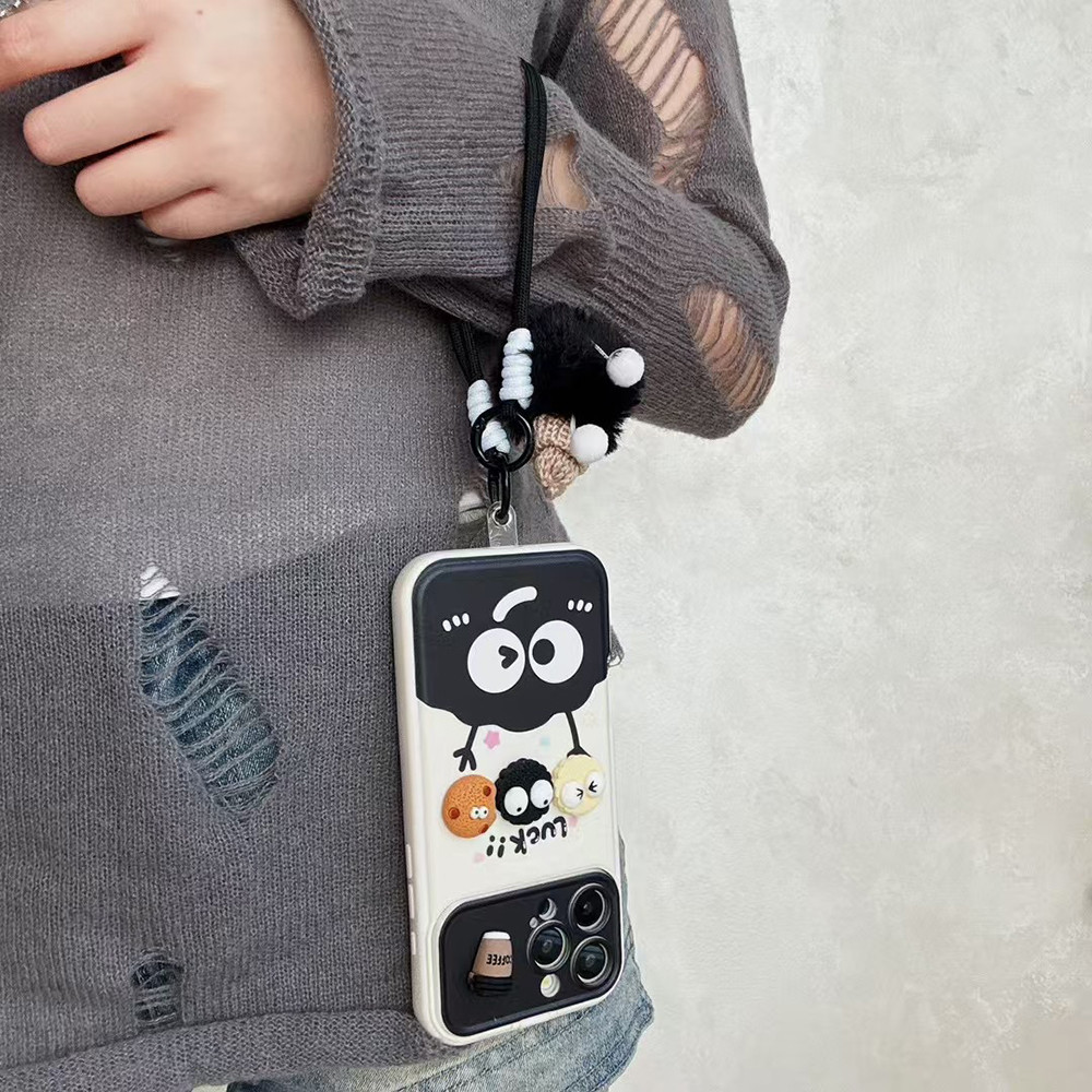 Dễ Thương Bóng Than Búp Bê + Mặt Dây Chuyền Lật Gương Giá Đỡ Ốp Lưng Điện Thoại Cho iPhone 17 Pro Max 17 Air 16 Plus 15 14 13 12 11ProMax Vỏ Bảo Vệ Chống Sốc