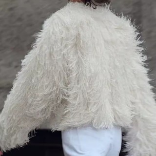 Áo khoác Zara made in Morocco lông trắng nhân tạo mềm mại