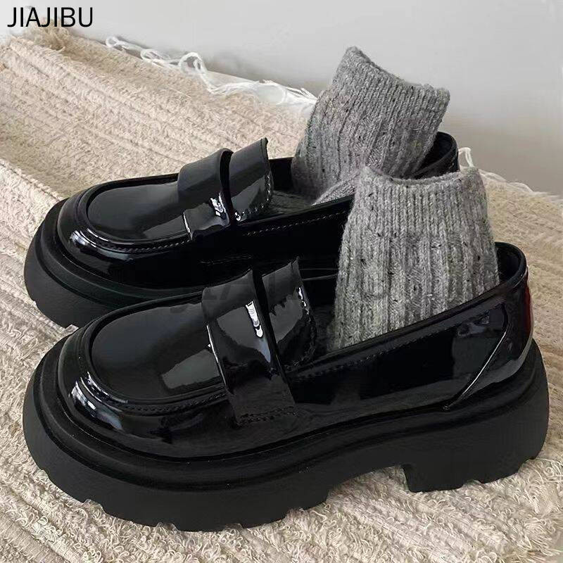 Size 34-45 Giày Da Nhỏ Đế Dày Mũi Tròn JK Chống Trượt Phong Cách Đại Học Anh Quốc 44 Giày Nữ Cỡ Lớn 43 Giày Lười Slip-on Giày Đi Học Màu Đen 42 Korean Fashion Casual Platform Mary Jane Shoes Japanese Lolita Doll Shoes Giày Da Bằng Sáng Chế Cosplay Cổ Điển