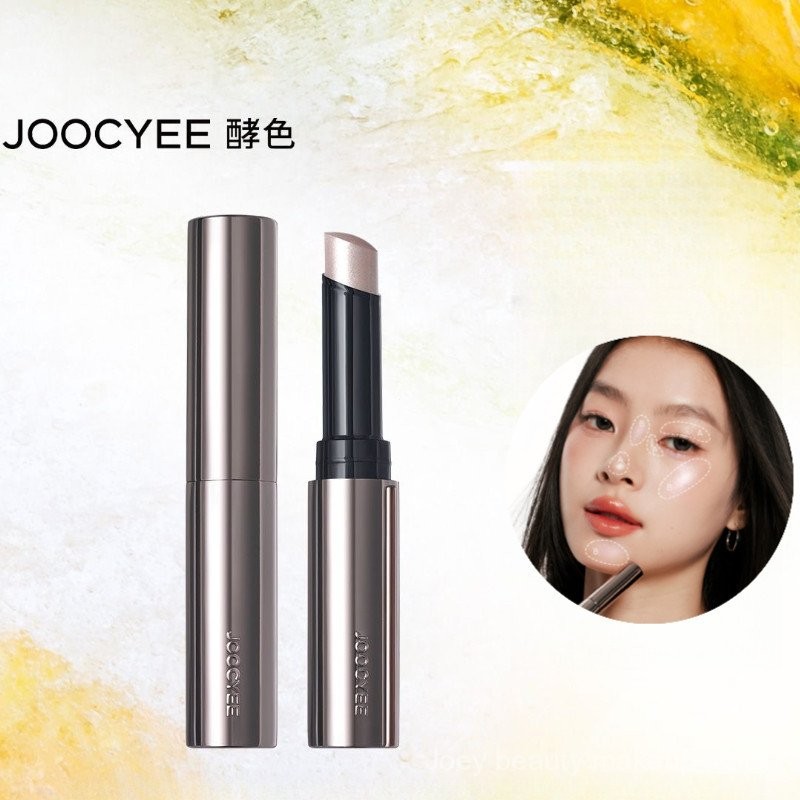 Que đánh highlight JOOCYEE để làm sáng mắt một phần mà không để lại bóng phấn JGYG