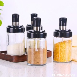 Hũ đựng gia vị thủy tinh kèm muỗng – Nhỏ gọn, sang trọng tiện lợi