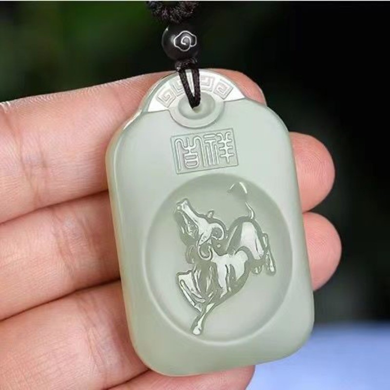Mặt dây chuyền ngọc bích tự nhiên Mặt dây chuyền cung hoàng đạo Vòng cổ thương hiệu ngọc bích Nam Nữ Phong cách Benming Năm Mặt dây chuyền ngọc bích