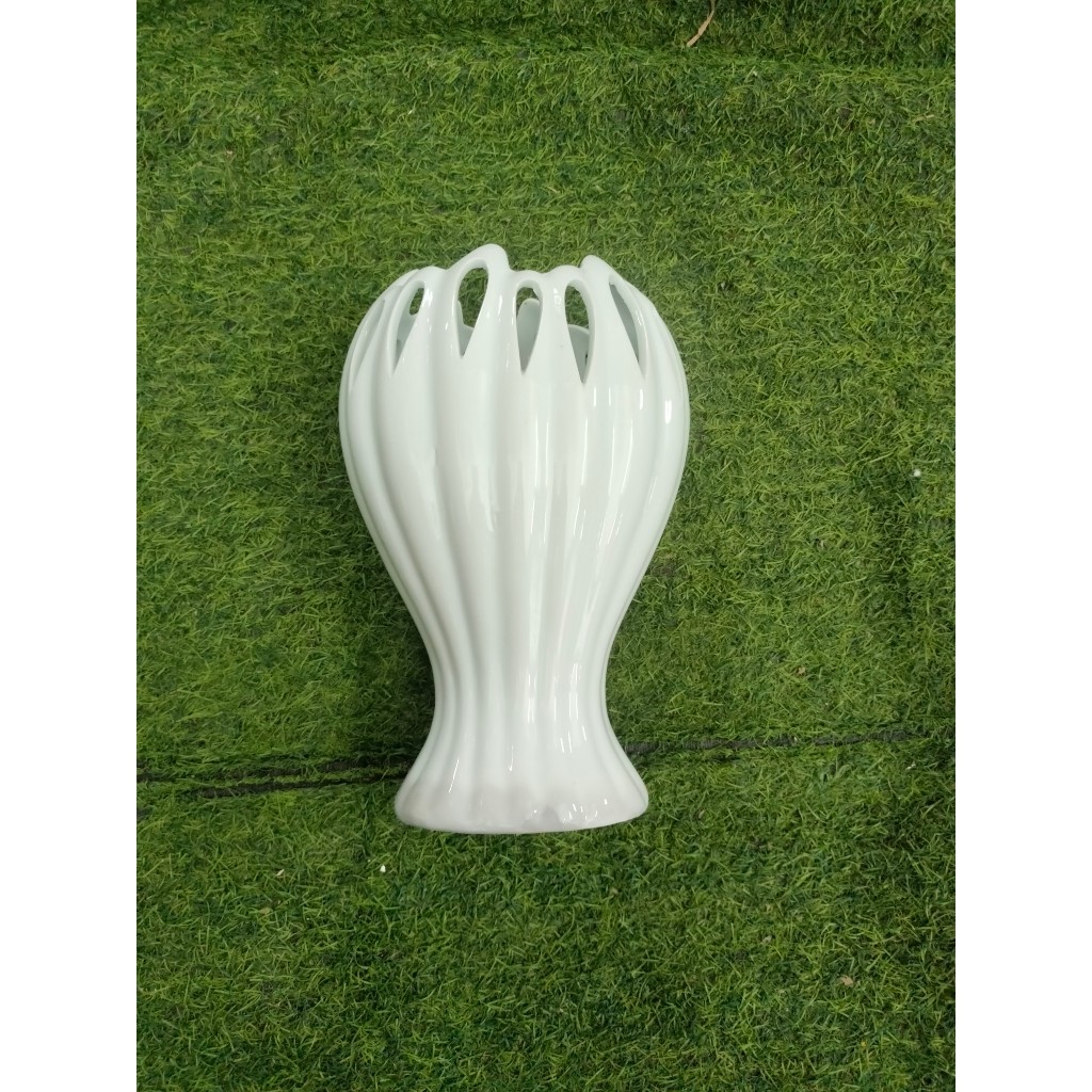 LỌ HOA BÀN TAY PHẬT MEN TRẮNG size 28cm - Lọ trổ thủng thủ công GỐM BÁT TRÀNG