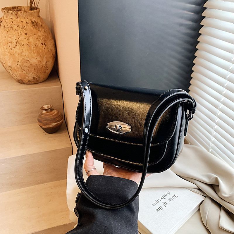 Túi Đeo Chéo Túi Đeo Một Vai Tiết Đơn Giản Mẫu Mới  Dễ Phối Đồ Phong Cách Trẻ Trung