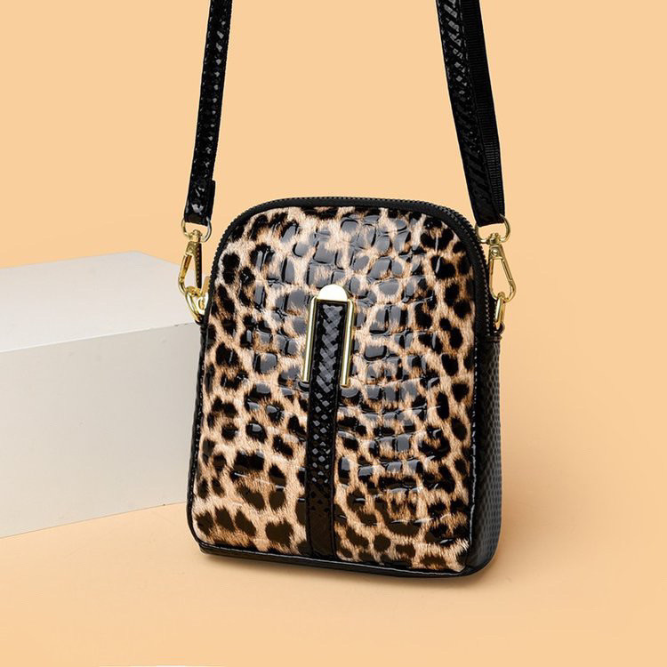 New Women's Bag Leopard Print Mobile Phone Bag Genuine Goods High Fashion Multi-Layer Pouch Shoulder Soft Leather Cross-Body Bag Women's Bag Leopard Print