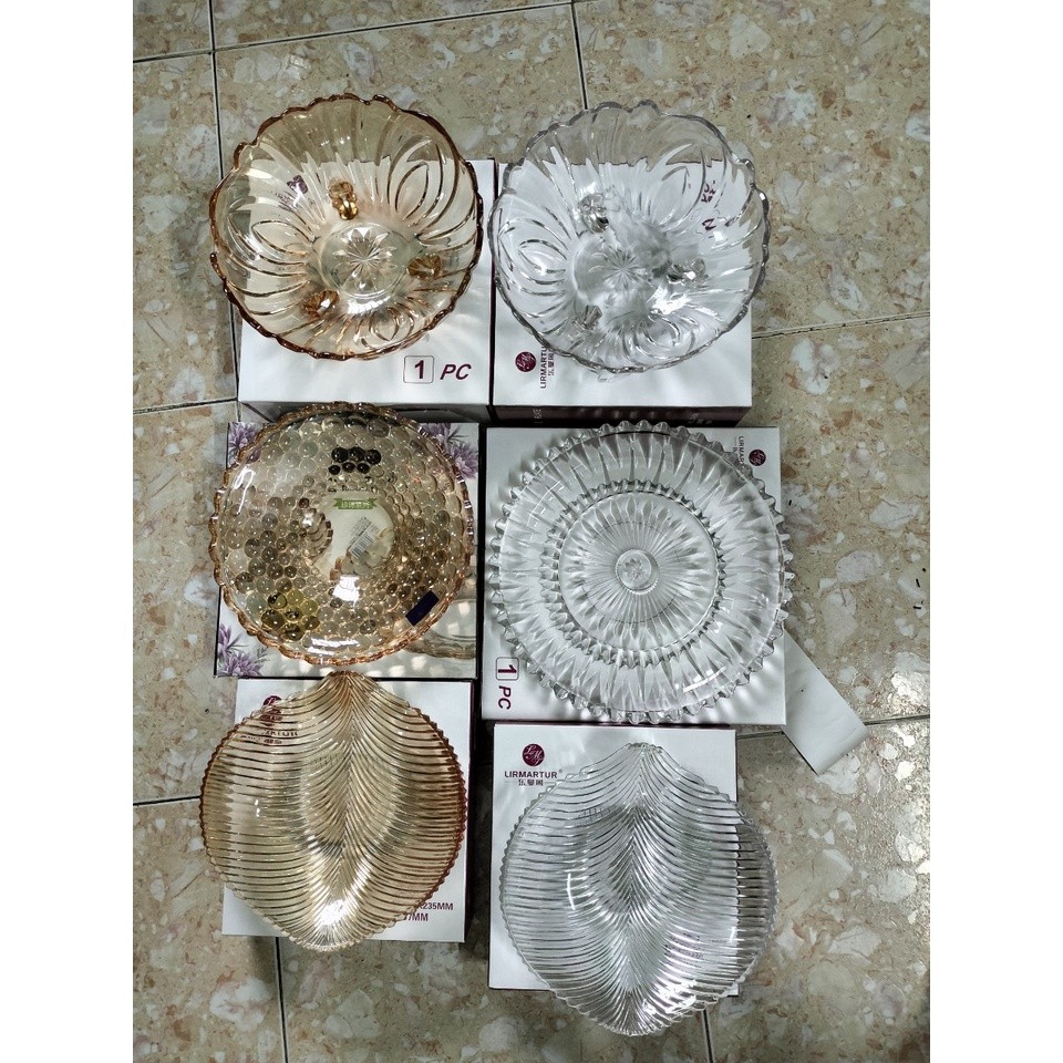 Đĩa Thủy Tinh vân chấm bi tròn size 24cm Trong Suốt Chưng Hoa Quả Bàn Thờ Ngày Tết Sang Trọng